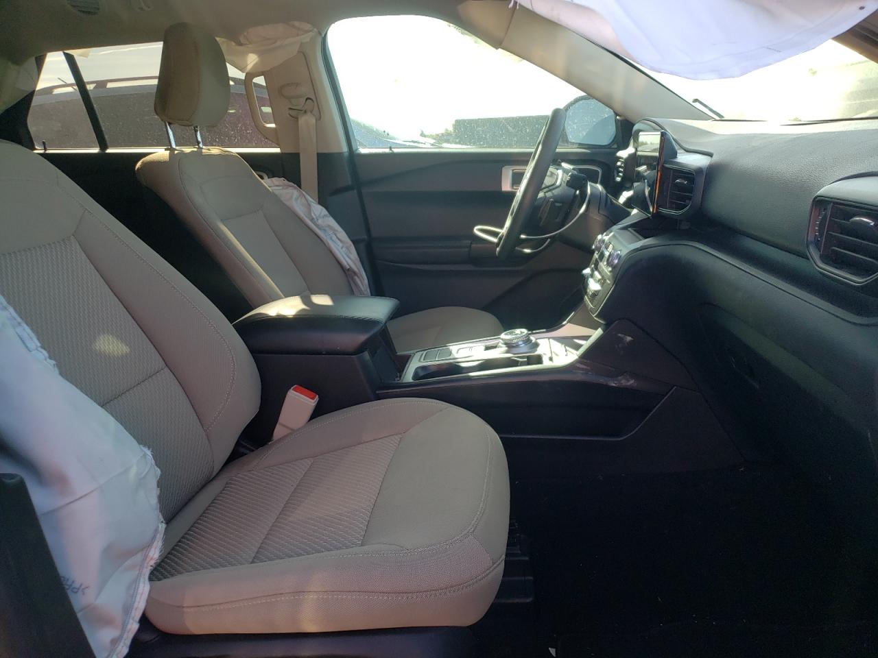 Photo 5 from auction – 2020 FORD EXPLORER with VIN 1FMSK7BH7LGC02629