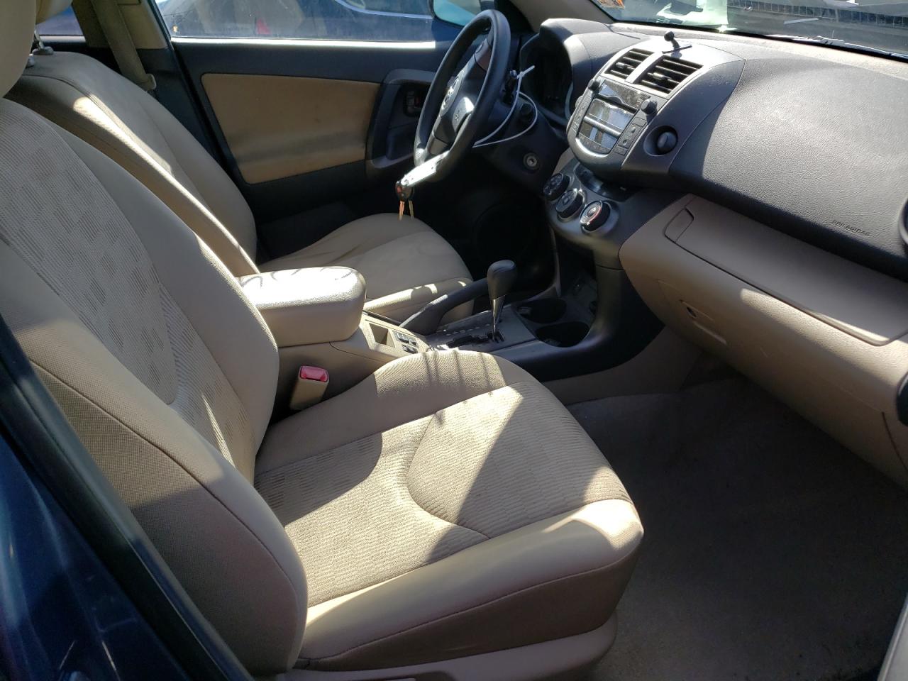Photo 5 from auction – 2011 TOYOTA RAV4 with VIN 2T3BF4DV0BW090088