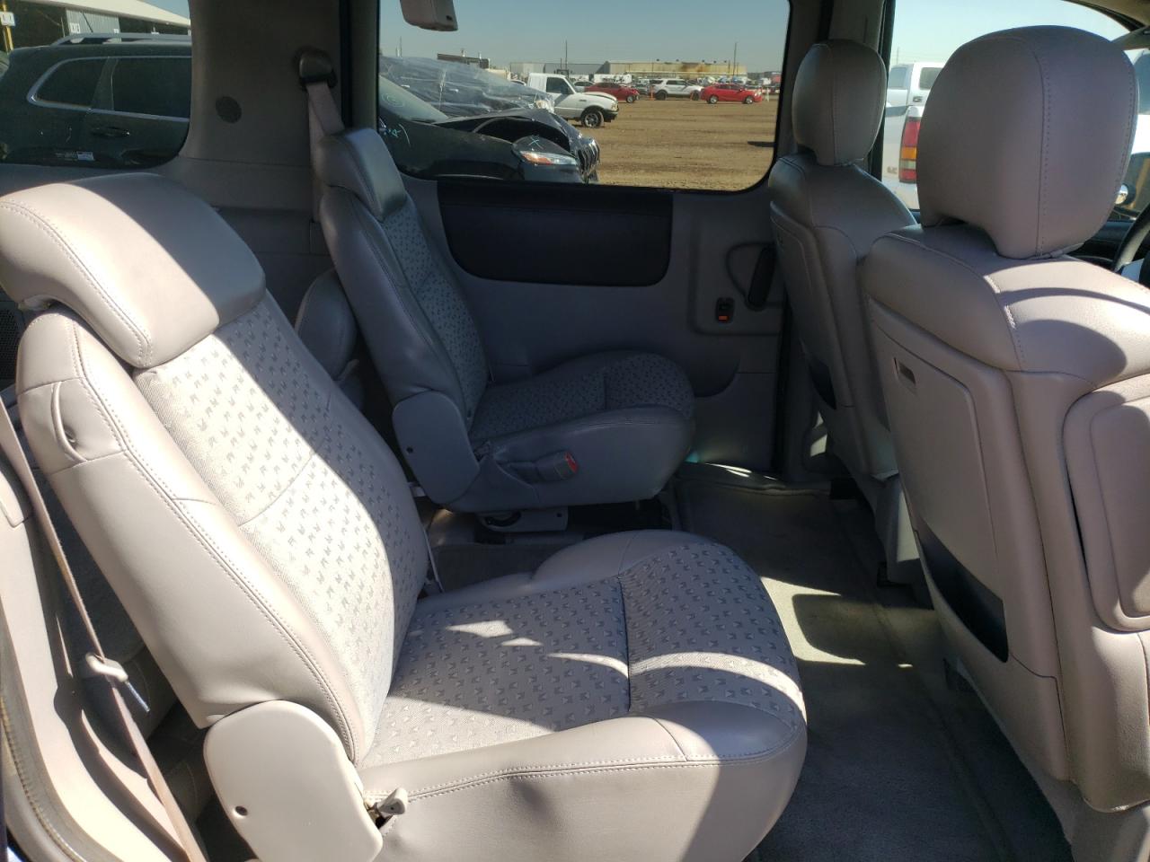 Photo 6 from auction – 2005 CHEVROLET UPLANDER L with VIN 1GNDV23L05D228611