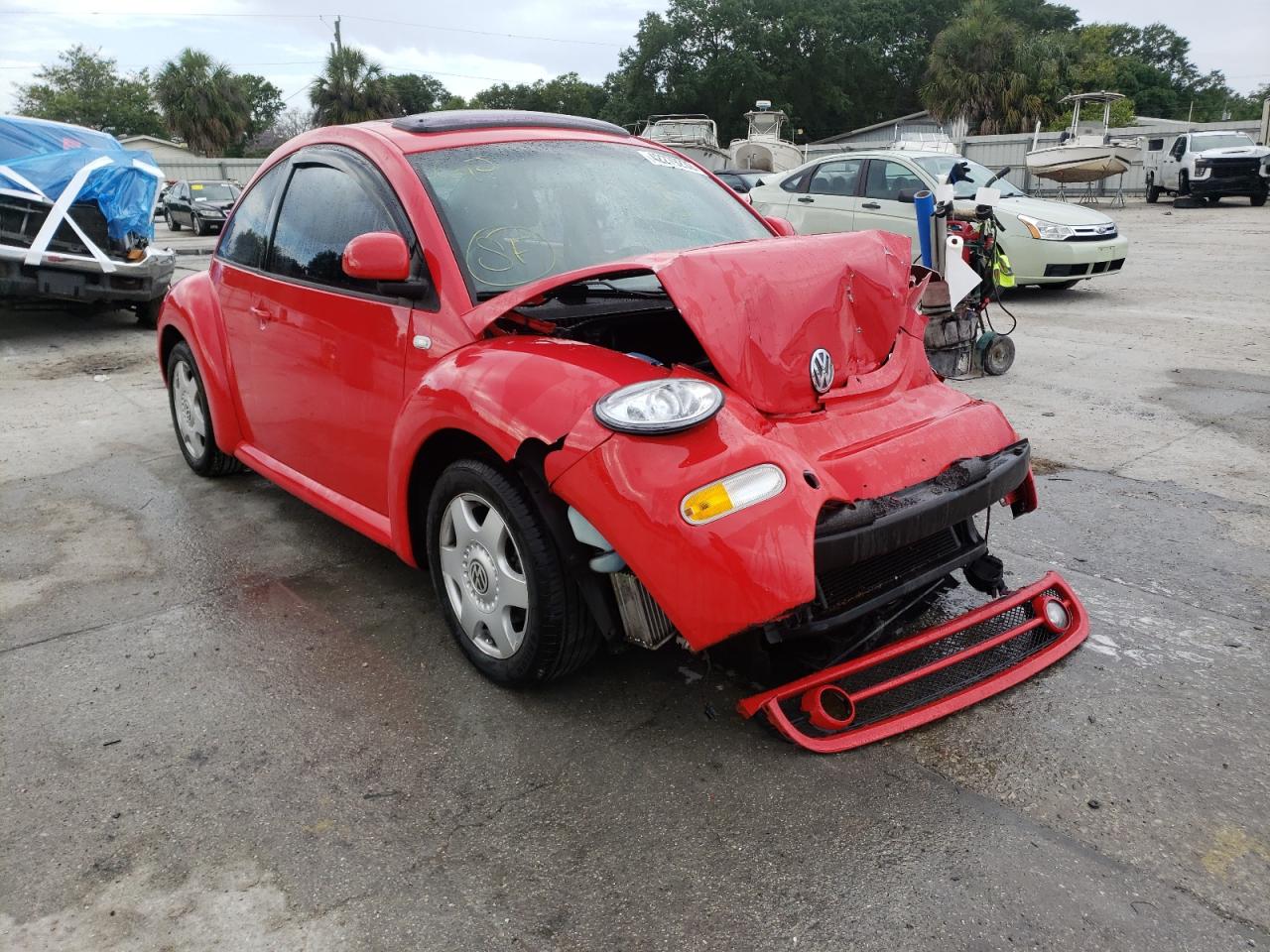 Photo 1 from auction – 2000 VOLKSWAGEN NEW BEETLE with VIN 3VWDD21CXYM497378