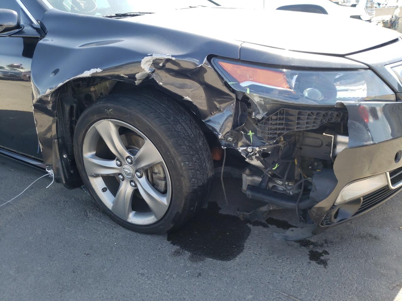 Photo 9 from auction – 2012 ACURA TL with VIN 19UUA9F52CA012155