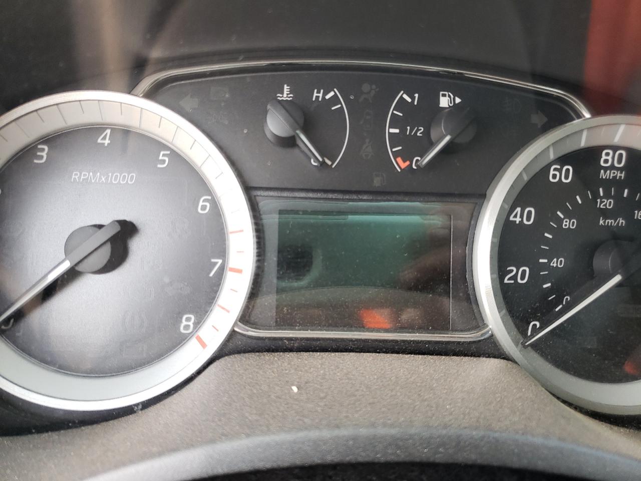 Photo 8 from auction – 2014 NISSAN SENTRA S with VIN 3N1AB7AP1EL671094