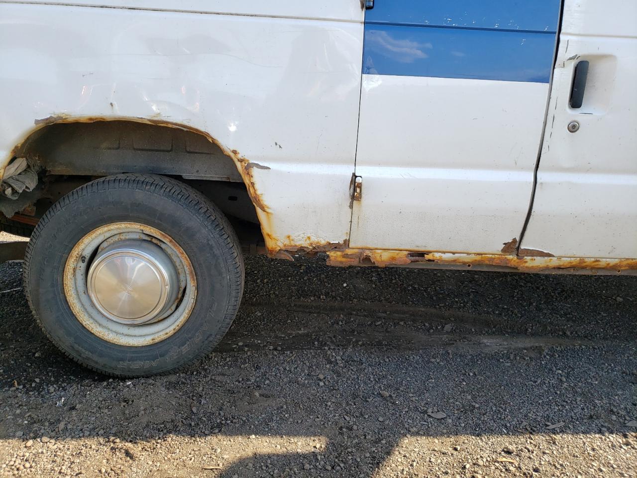 Photo 9 from auction – 2005 FORD ECONOLINE with VIN 1FTNE24L05HA11242
