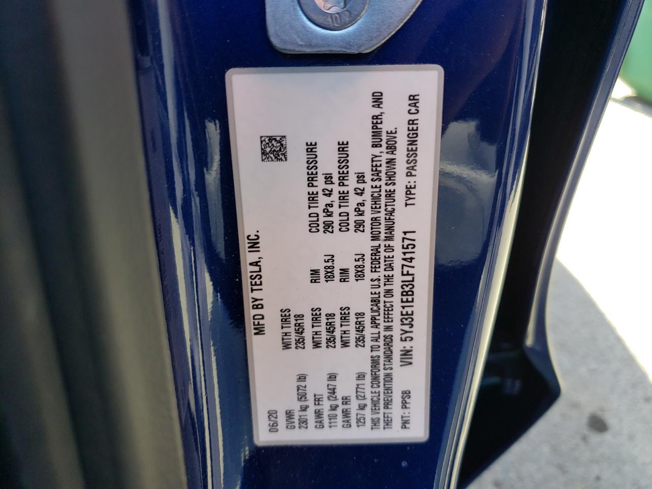 Photo 10 from auction – 2020 TESLA MODEL 3 with VIN 5YJ3E1EB3LF741571
