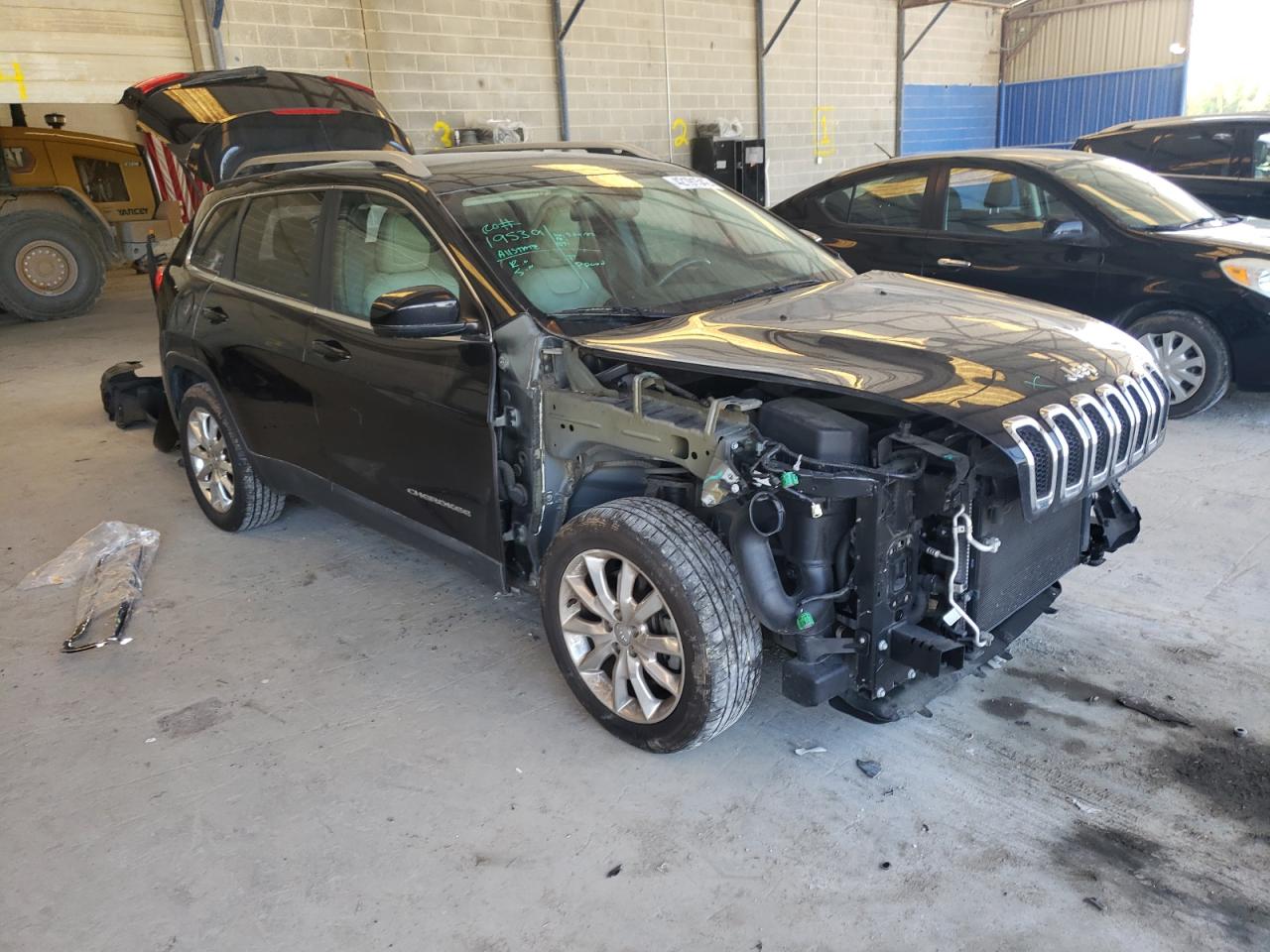 JEEP CHEROKEE L 2015 with VIN 1C4PJLDS0FW580073 - Photo from auction