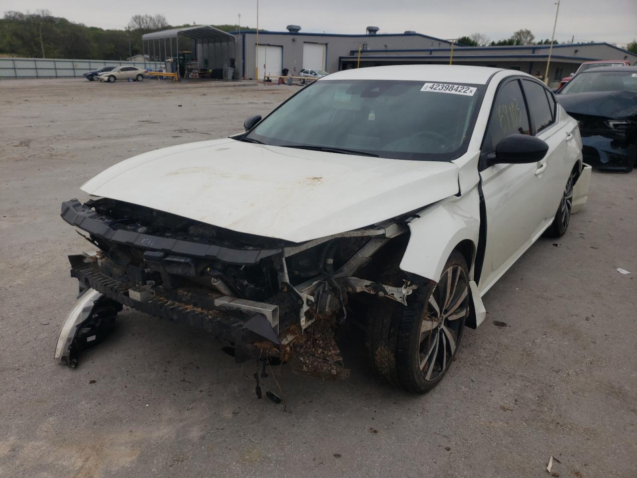 Photo 2 from auction – 2020 NISSAN ALTIMA SR with VIN 1N4BL4CV3LC244121