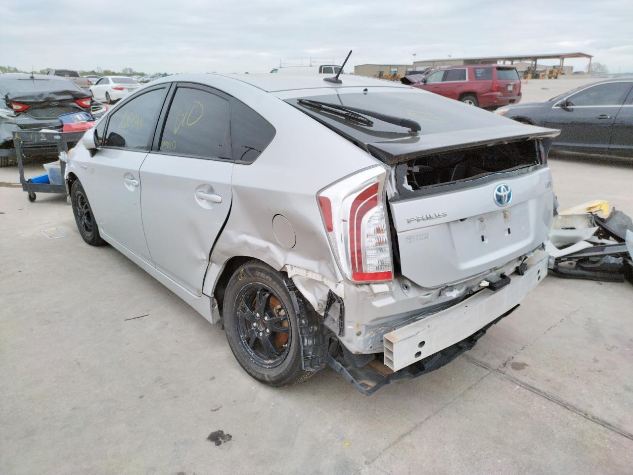 Photo 3 from auction – 2015 TOYOTA PRIUS with VIN JTDKN3DUXF0407485