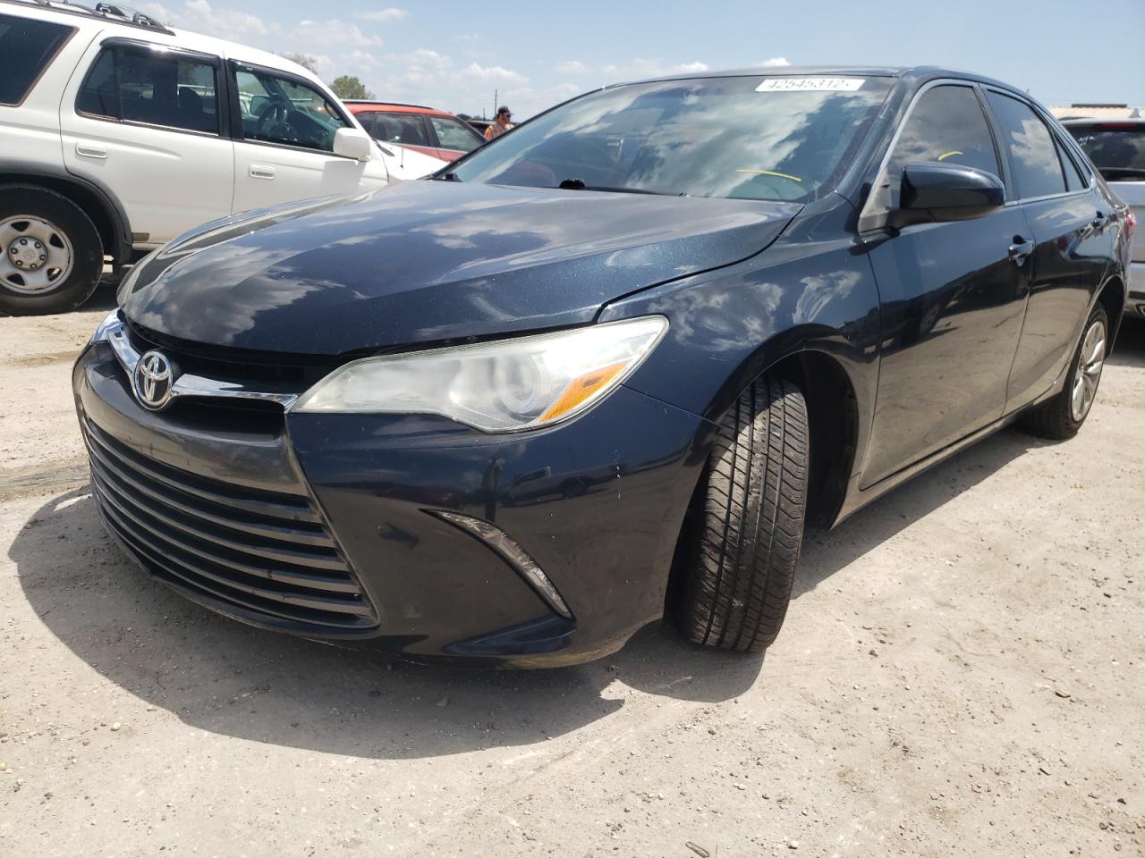 Photo 2 from auction – 2015 TOYOTA CAMRY LE with VIN 4T1BF1FK3FU031388