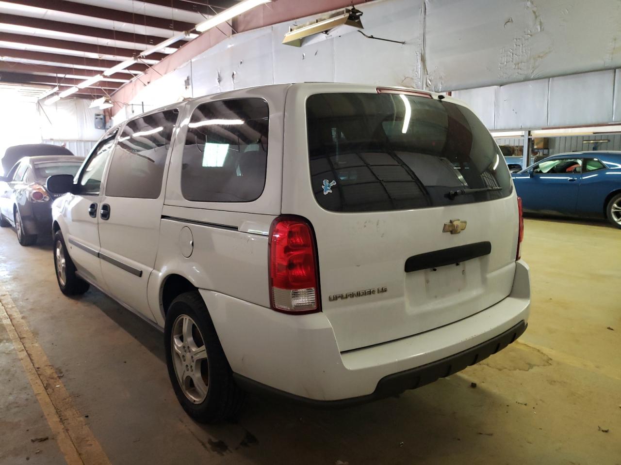Photo 3 from auction – 2008 CHEVROLET UPLANDER L with VIN 1GNDV23158D202797