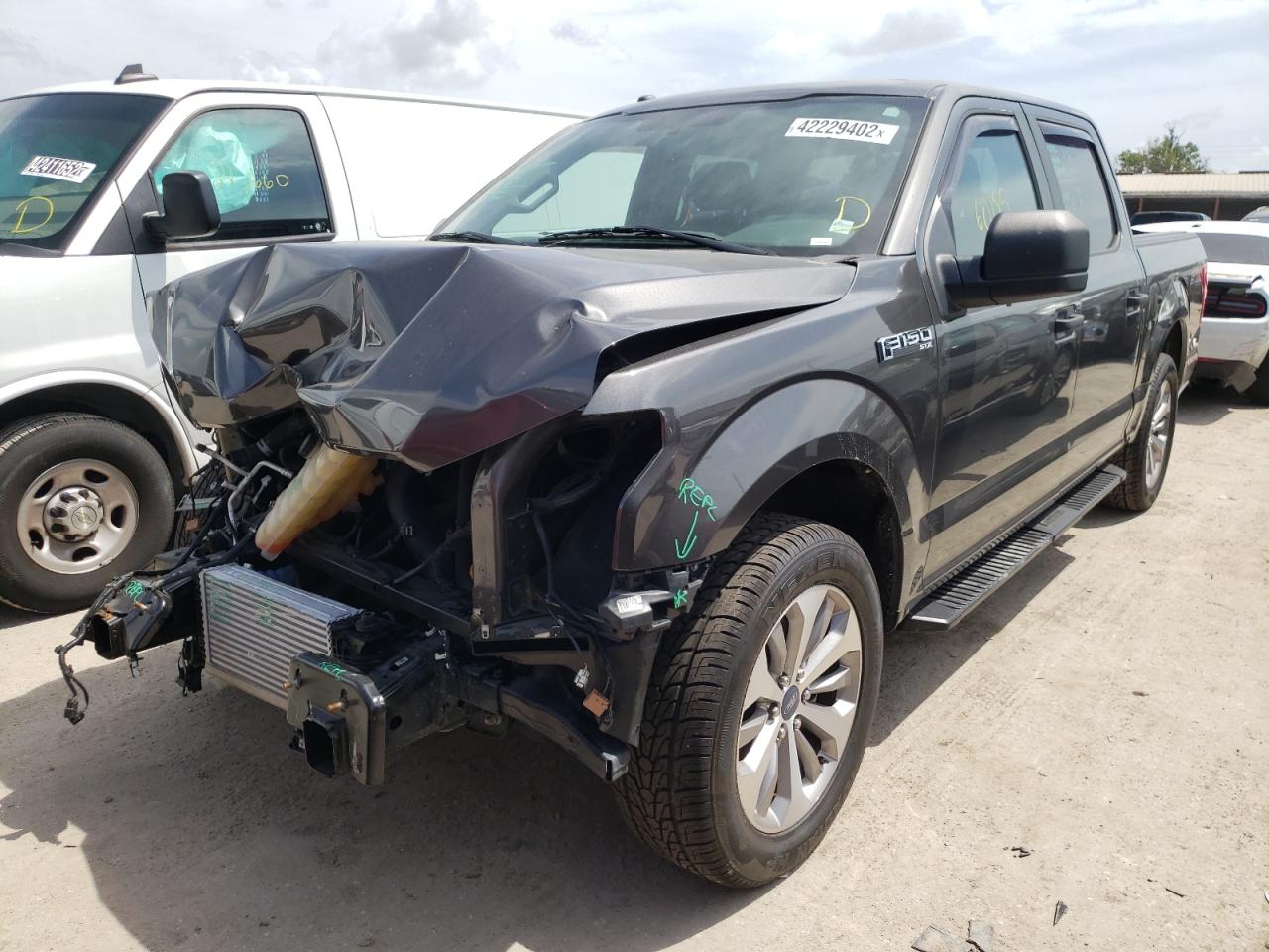 Photo 2 from auction – 2018 FORD F150 SUPER with VIN 1FTEW1CP8JKC47372