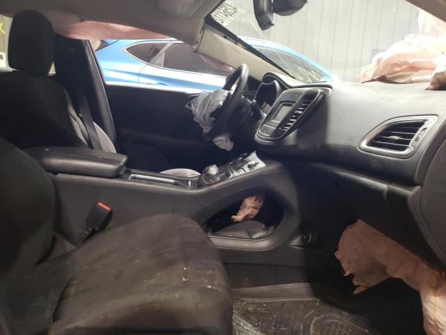 Photo 5 from auction – 2015 CHRYSLER 200 LIMITE with VIN 1C3CCCAB5FN703969