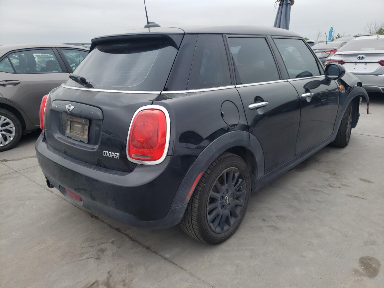 Photo 4 from auction – 2016 MINI COOPER with VIN WMWXU1C54G2E16566