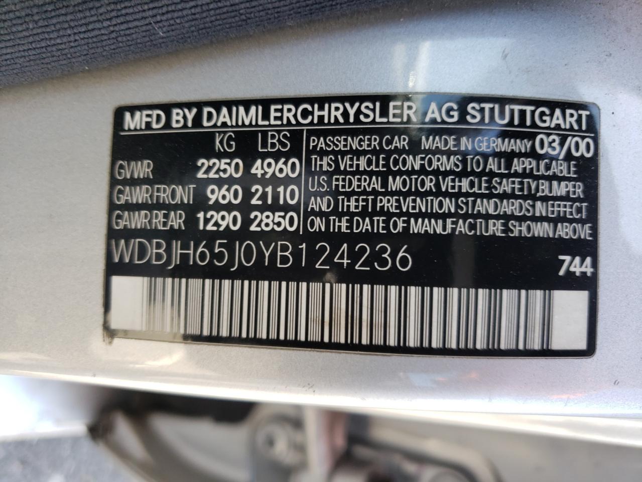 Photo 10 from auction – 2000 MERCEDES-BENZ E 320 with VIN WDBJH65J0YB124236