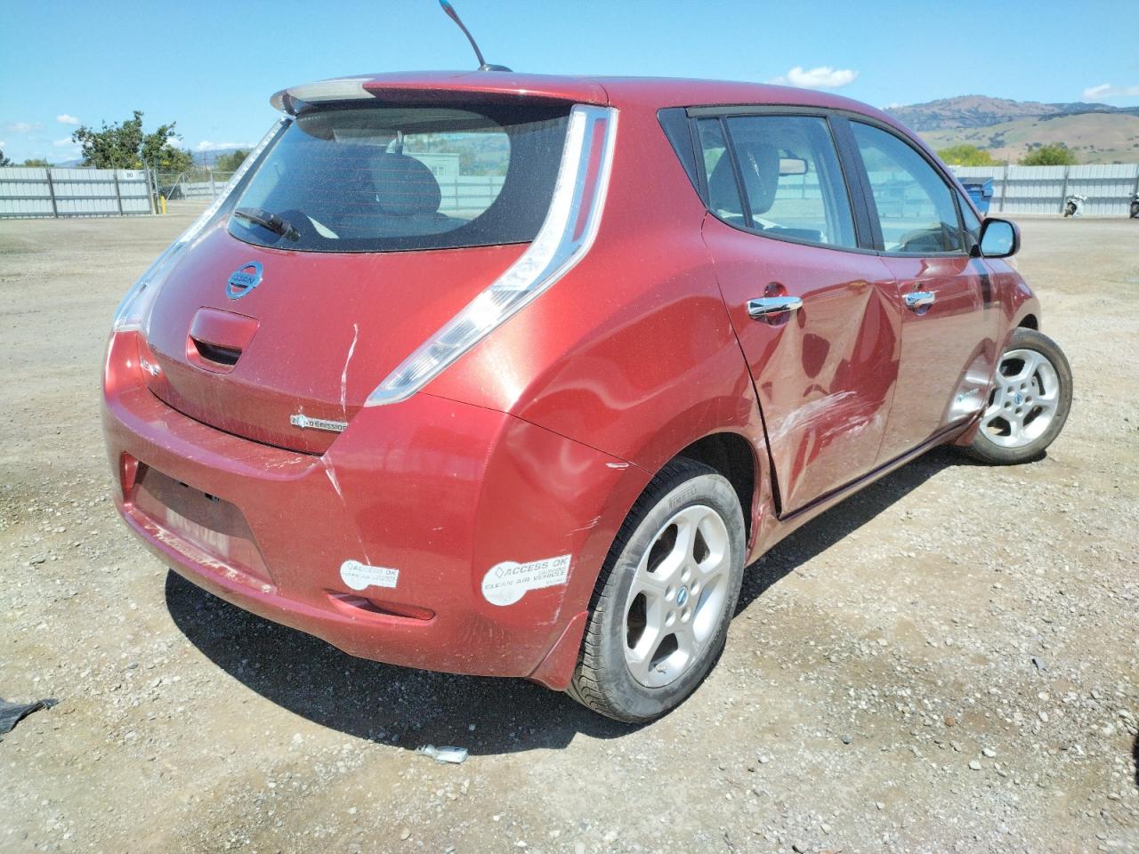 Photo 4 from auction – 2013 NISSAN LEAF S with VIN 1N4AZ0CP7DC422845