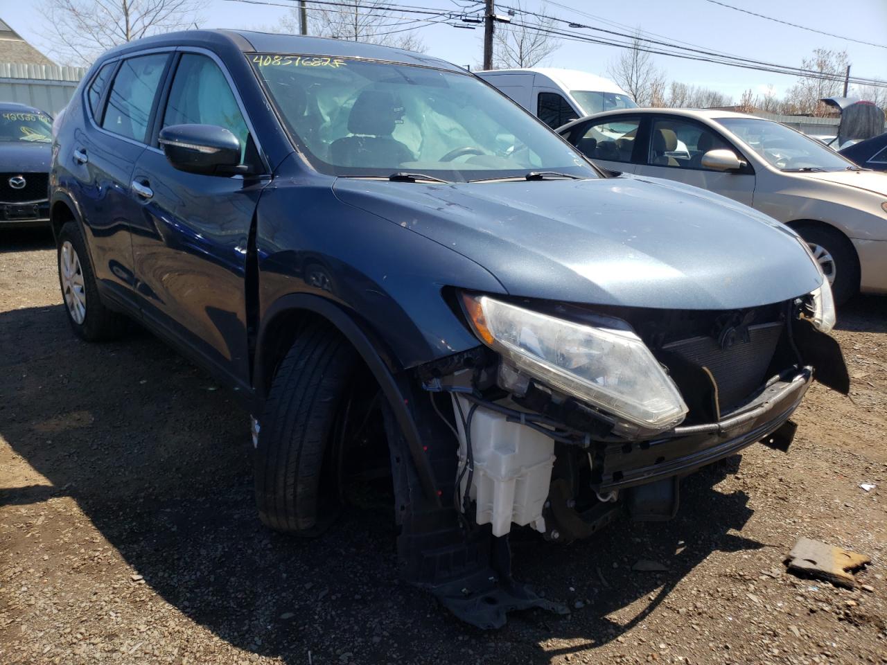 NISSAN ROGUE S 2014 with VIN 5N1AT2MV4EC821939 - Photo from auction