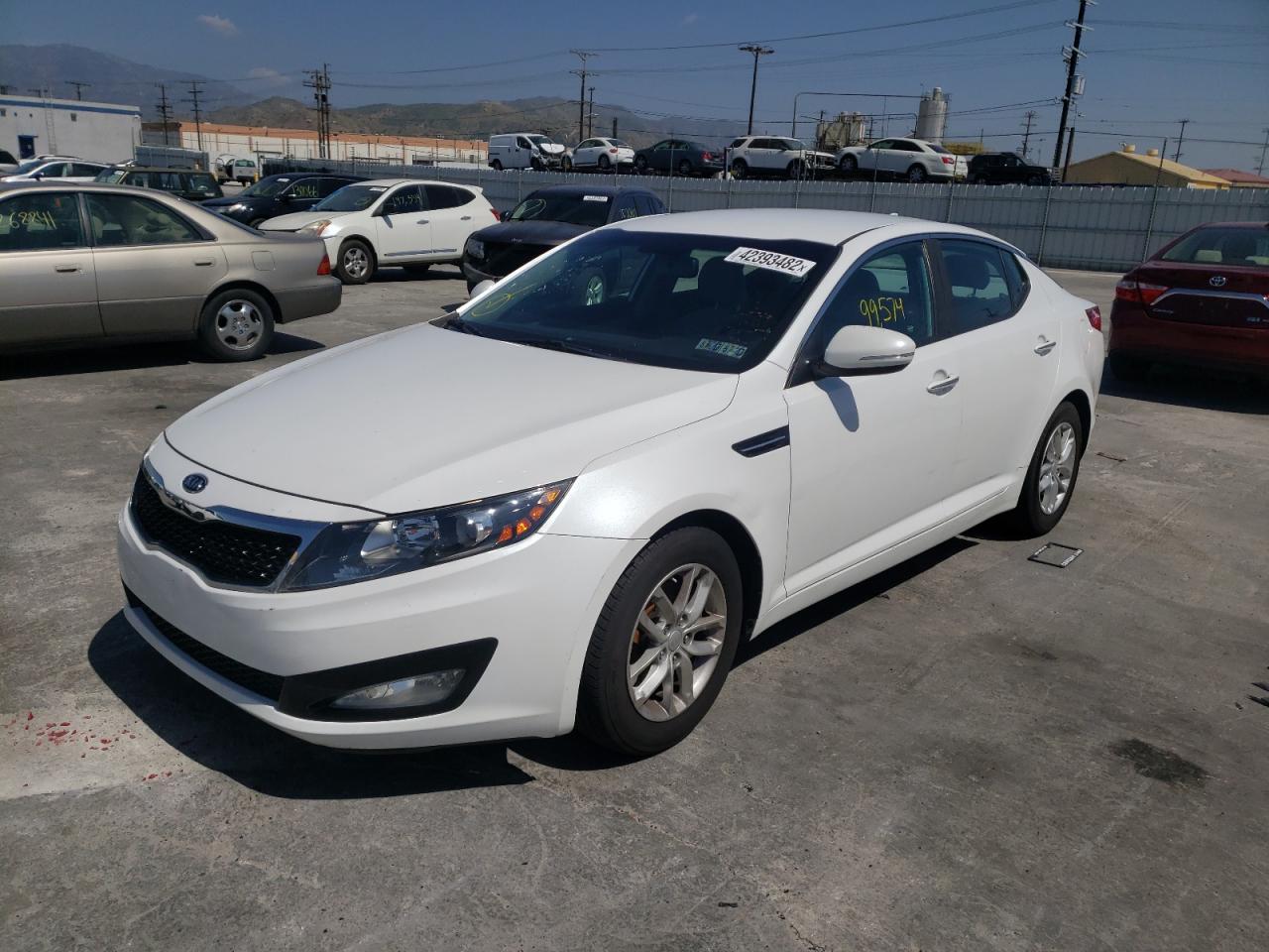 Photo 2 from auction – 2012 KIA OPTIMA LX with VIN KNAGM4A76C5282624