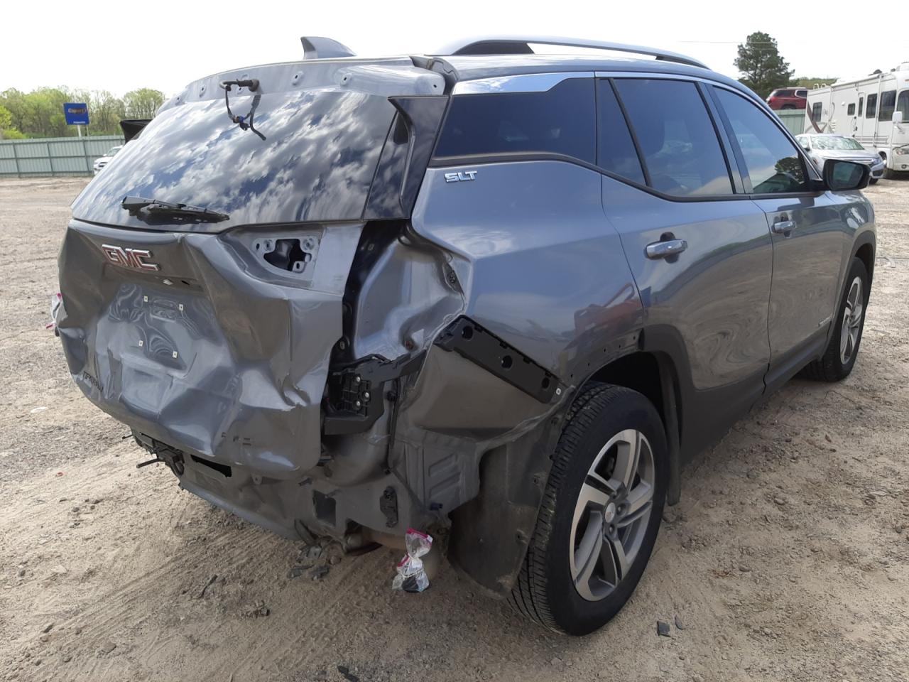 Photo 4 from auction – 2018 GMC TERRAIN SL with VIN 3GKALVEV1JL295342