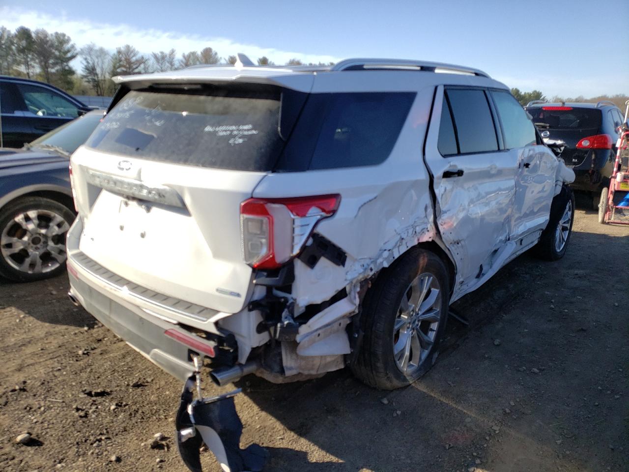 Photo 4 from auction – 2020 FORD EXPLORER L with VIN 1FMSK8FH3LGC04703