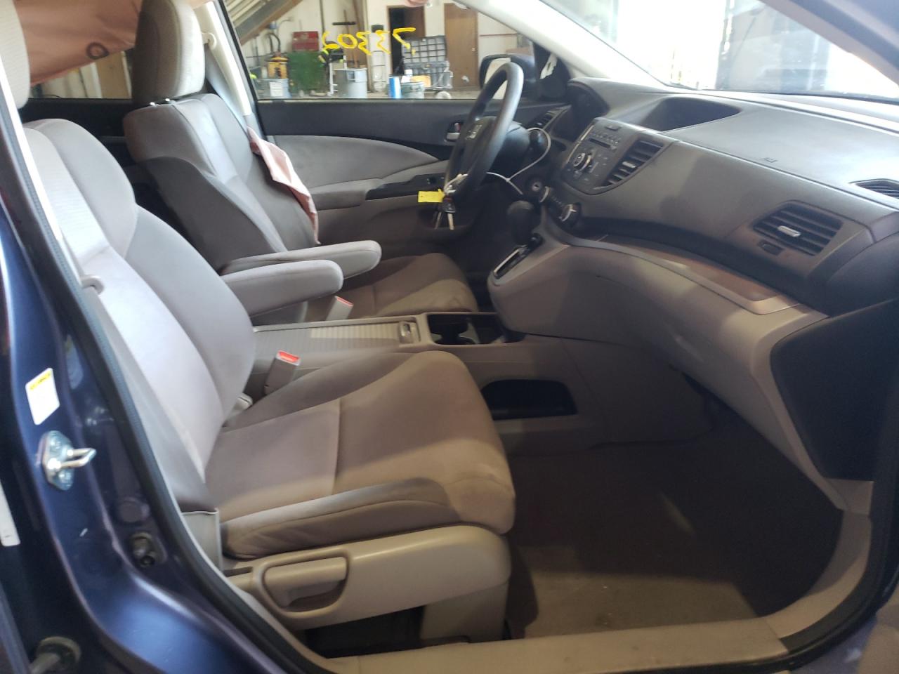 Photo 5 from auction – 2014 HONDA CR-V EX with VIN 5J6RM4H56EL078642