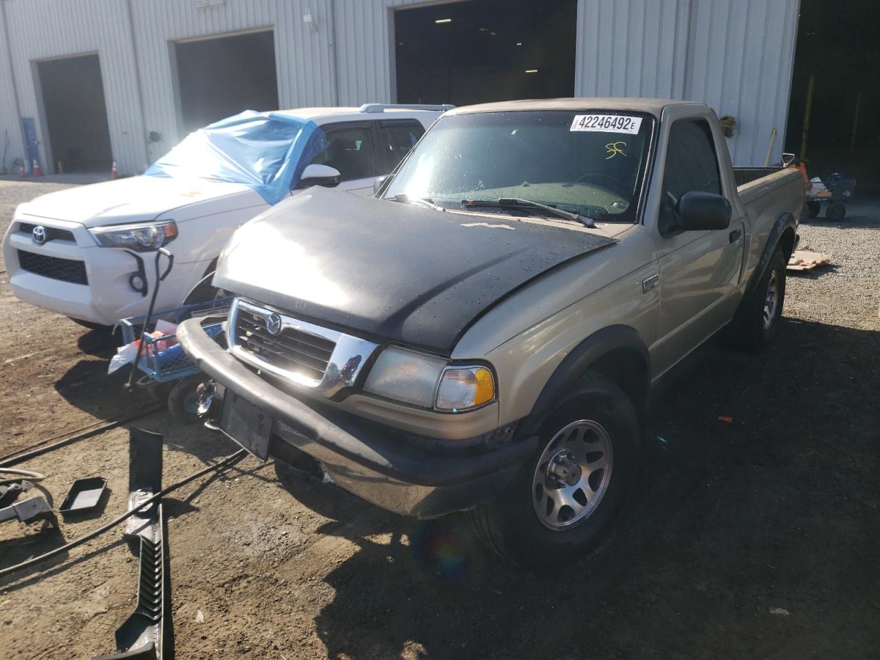 Photo 2 from auction – 1999 MAZDA B3000 with VIN 4F4YR13V7XTM09697