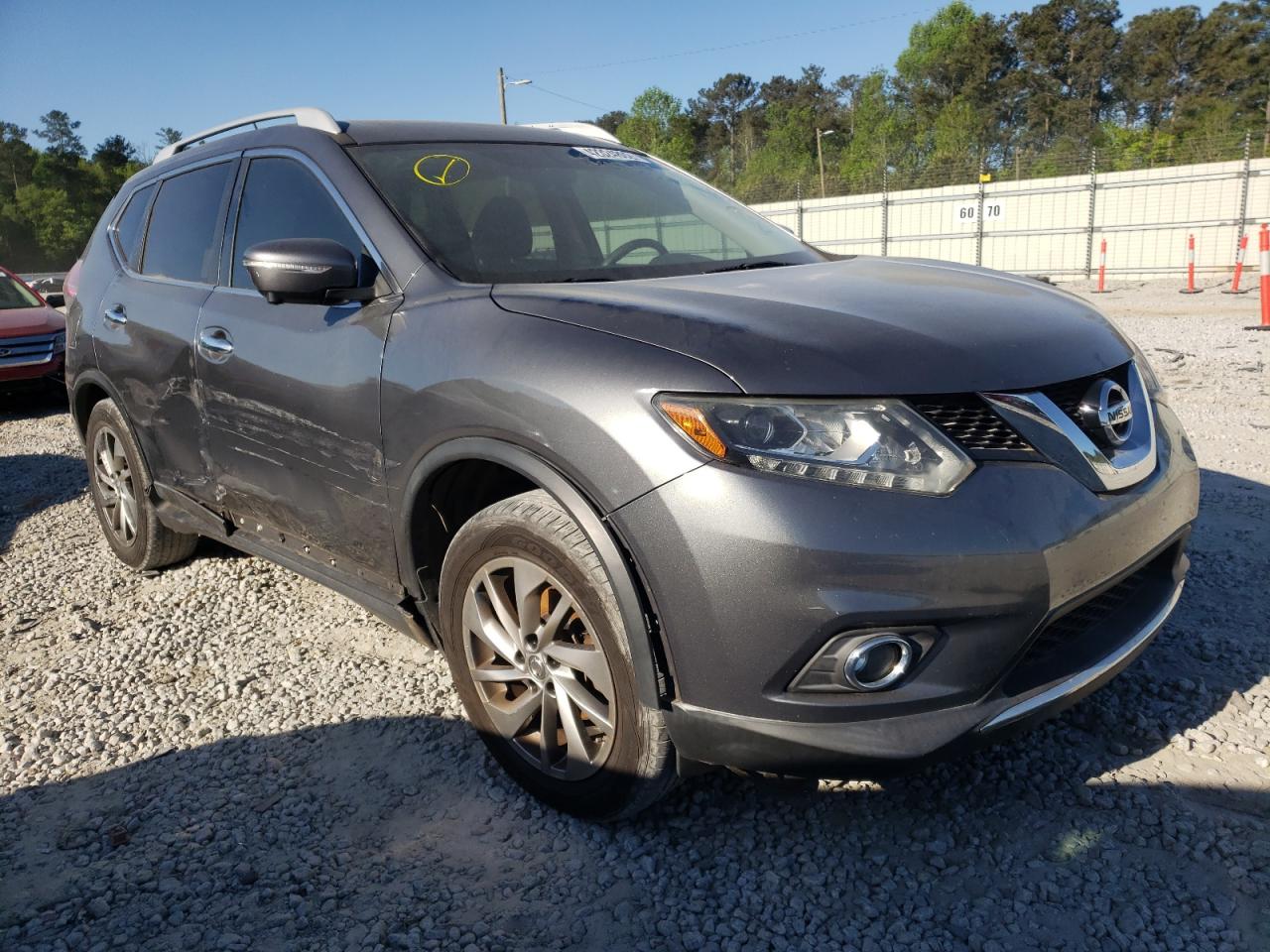 NISSAN ROGUE S 2015 with VIN 5N1AT2MT8FC765875 - Photo from auction