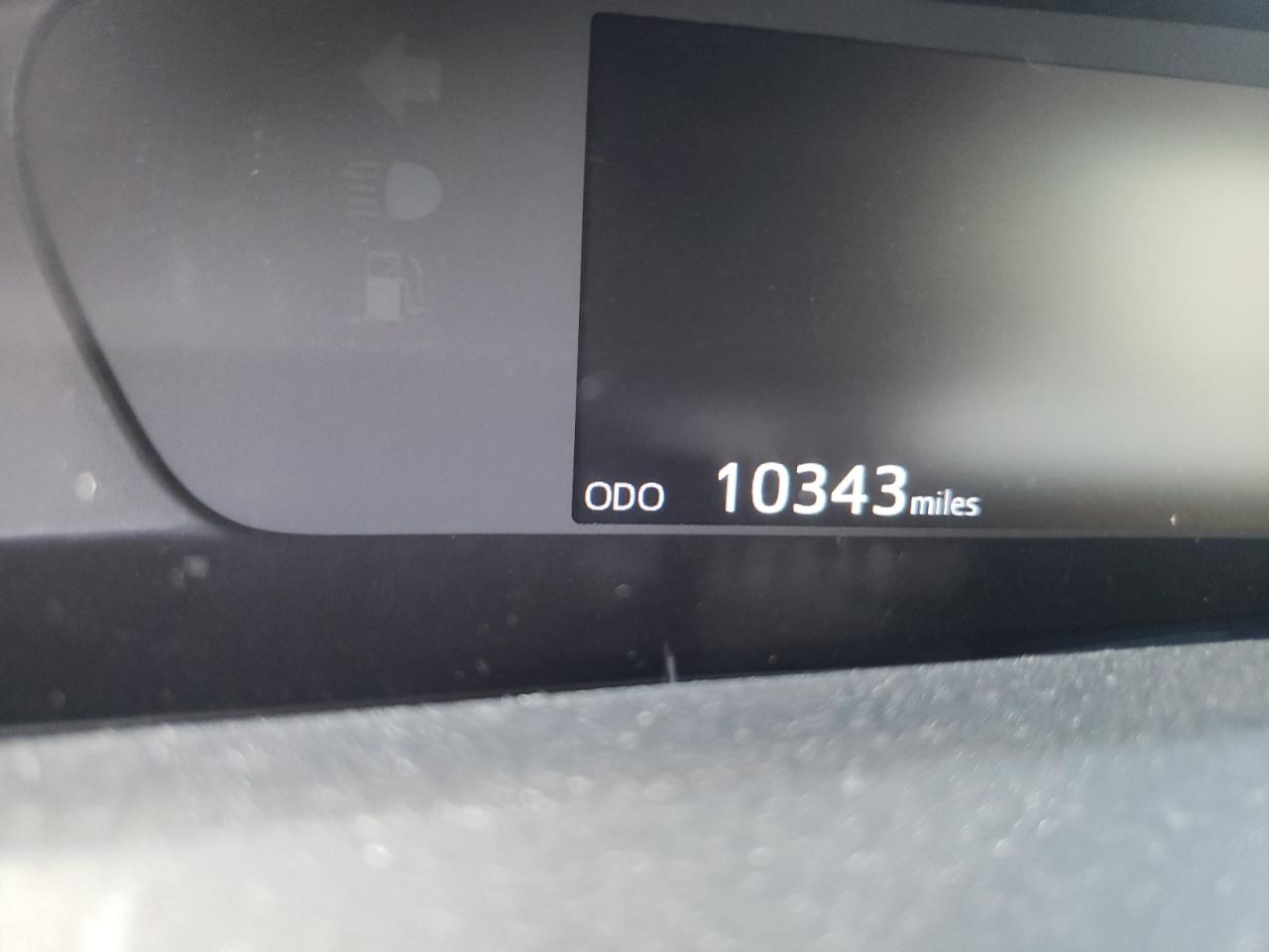 Photo 8 from auction – 2018 TOYOTA PRIUS with VIN JTDKBRFU3J3061988