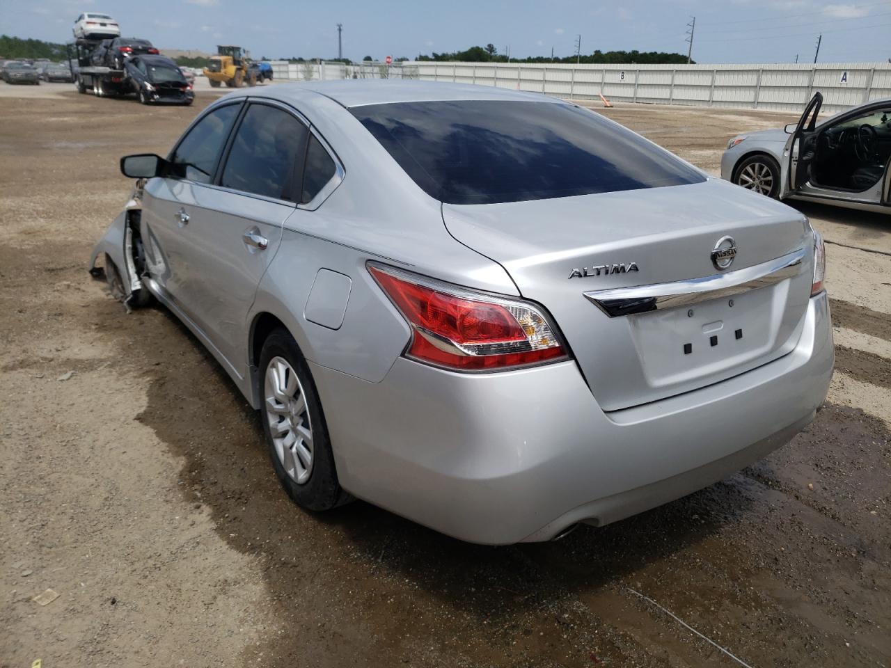 Photo 3 from auction – 2015 NISSAN ALTIMA 2.5 with VIN 1N4AL3AP7FC278724