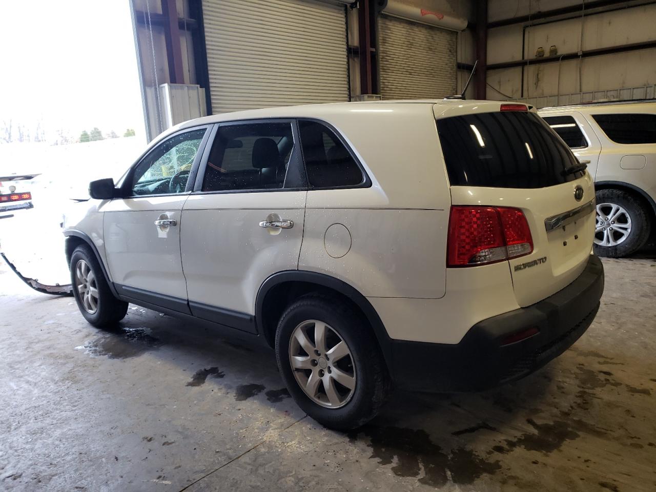 Photo 3 from auction – 2011 KIA SORENTO BA with VIN 5XYKT3A15BG042010