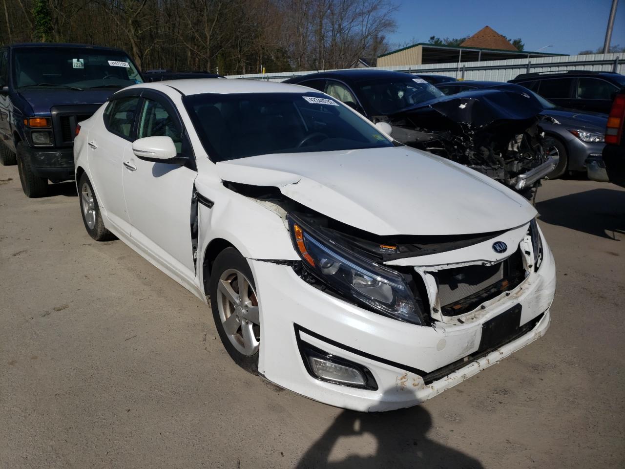 KIA OPTIMA LX 2014 with VIN KNAGM4A75E5474104 - Photo from auction