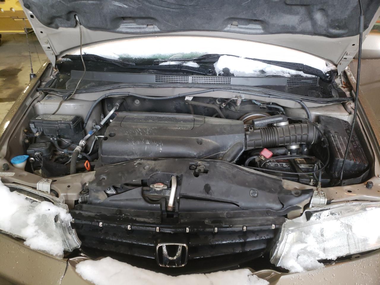 Photo 7 from auction – 2004 HONDA ODYSSEY EX with VIN 5FNRL18924B010155