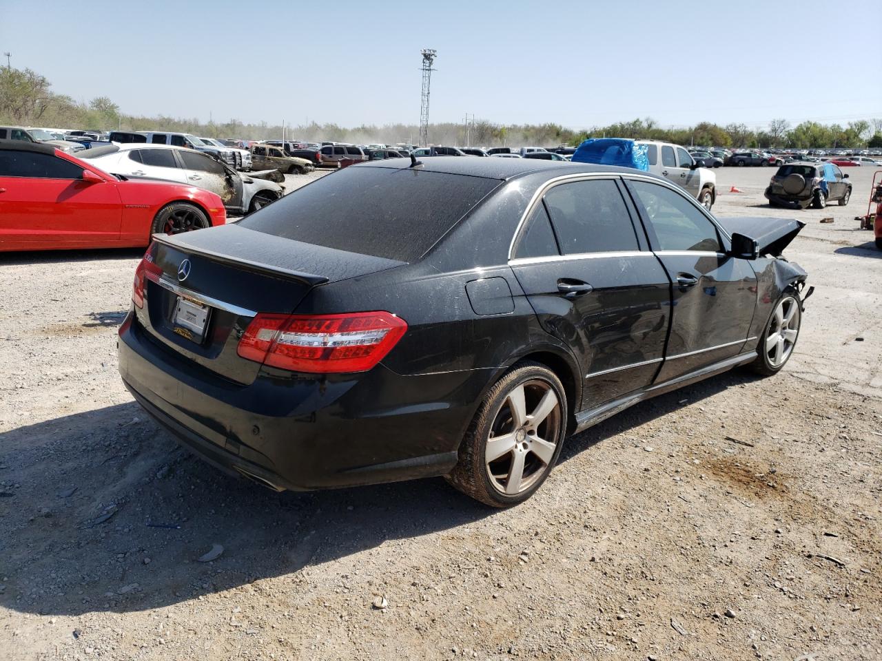 Photo 4 from auction – 2010 MERCEDES-BENZ E 350 with VIN WDDHF5GB6AA067709