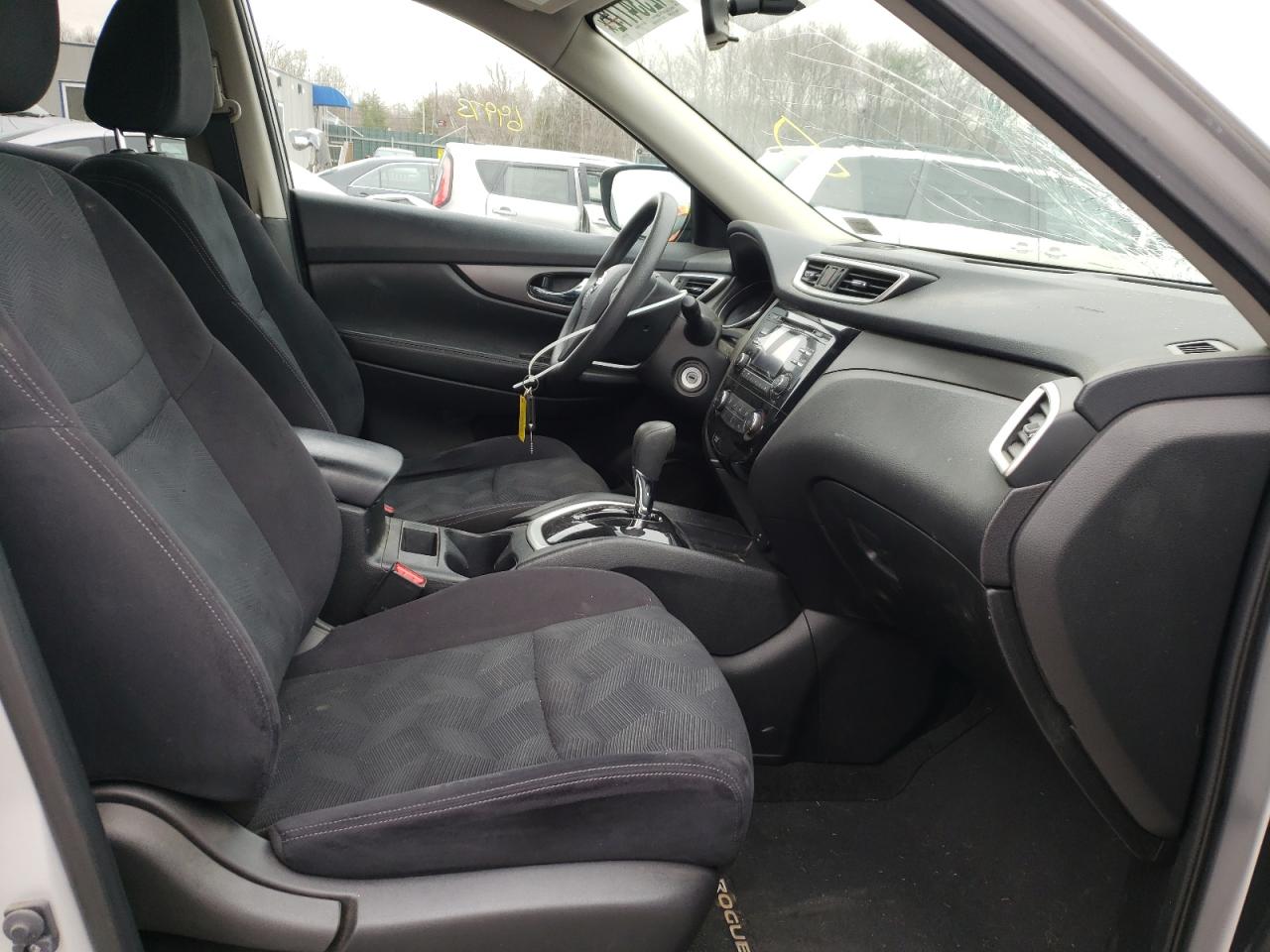 Photo 5 from auction – 2016 NISSAN ROGUE S with VIN JN8AT2MV7GW131869