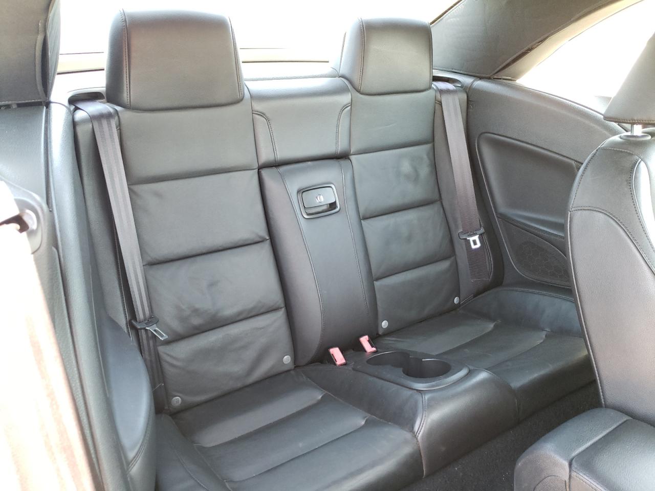 Photo 6 from auction – 2012 VOLKSWAGEN EOS LUX with VIN WVWFW7AH9CV017697