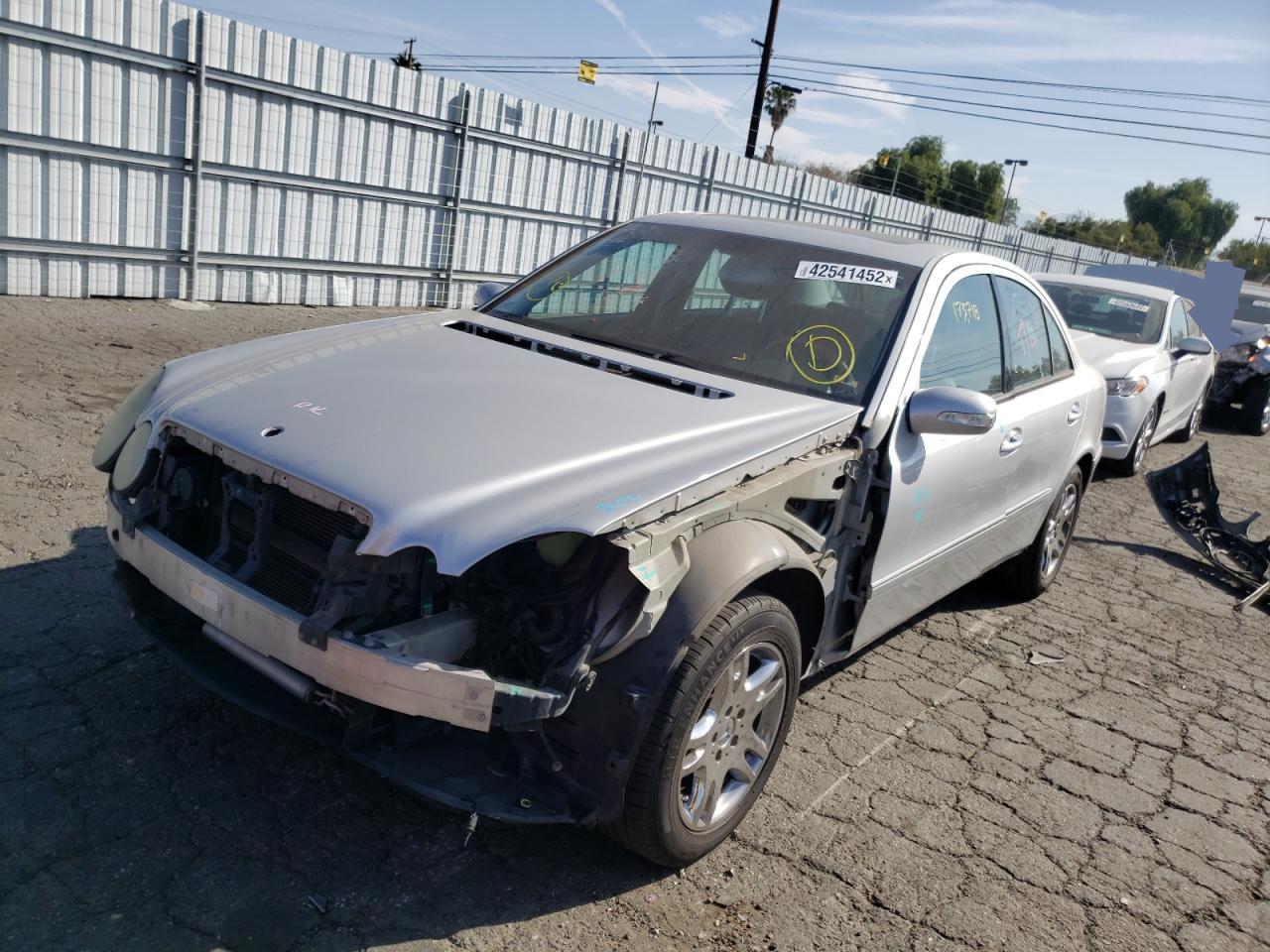 Photo 2 from auction – 2005 MERCEDES-BENZ E 320 with VIN WDBUF65J65A643182