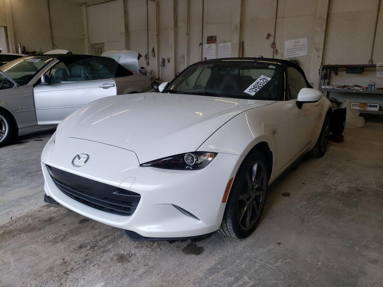 Photo 2 from auction – 2016 MAZDA MX-5 MIATA with VIN JM1NDAD79G0118405