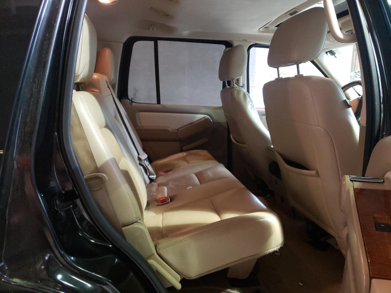 Photo 6 from auction – 2008 FORD EXPLORER E with VIN 1FMEU74E88UA66515
