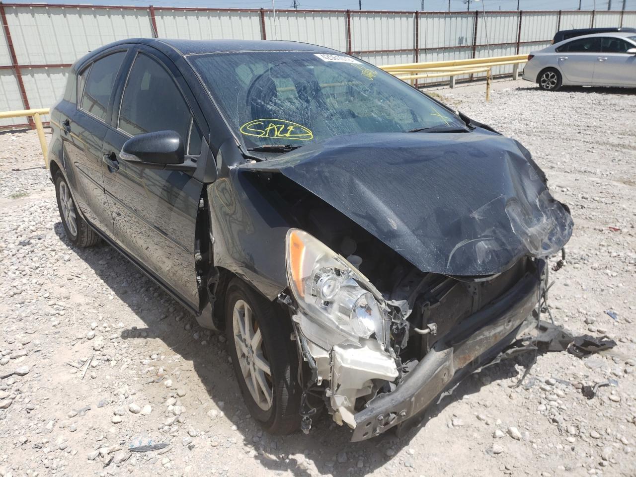 TOYOTA PRIUS C 2013 with VIN JTDKDTB37D1048472 - Photo from auction