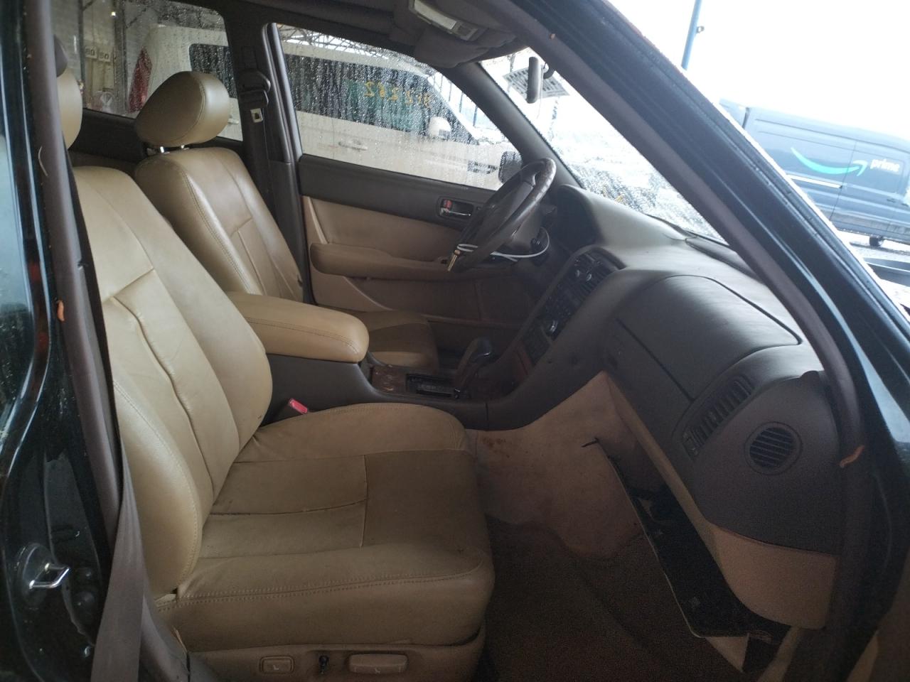 Photo 5 from auction – 1993 LEXUS LS 400 with VIN JT8UF11E6P0183512