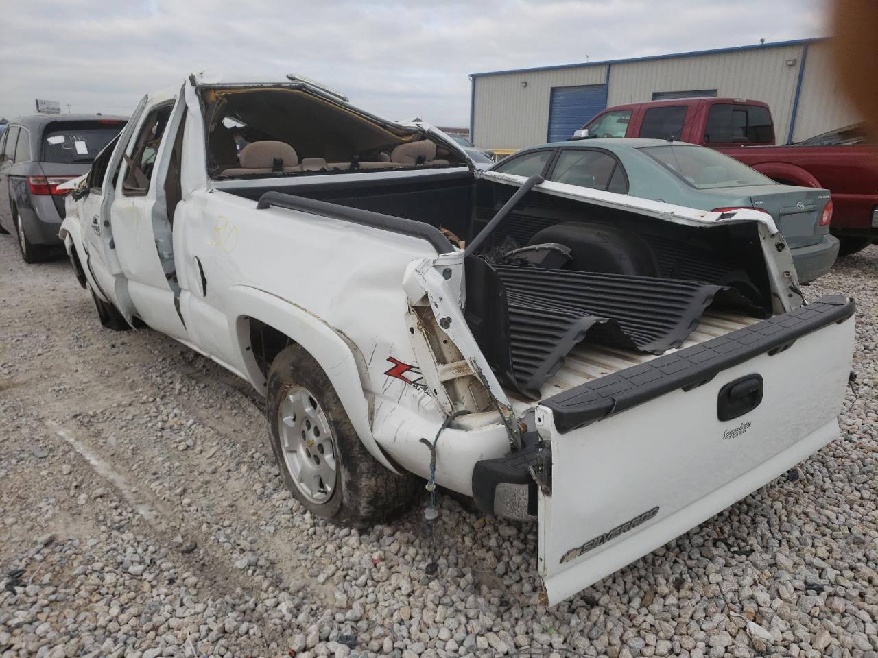 Photo 3 from auction – 2006 CHEVROLET SILVERADO with VIN 1GCEK19Z66Z280552