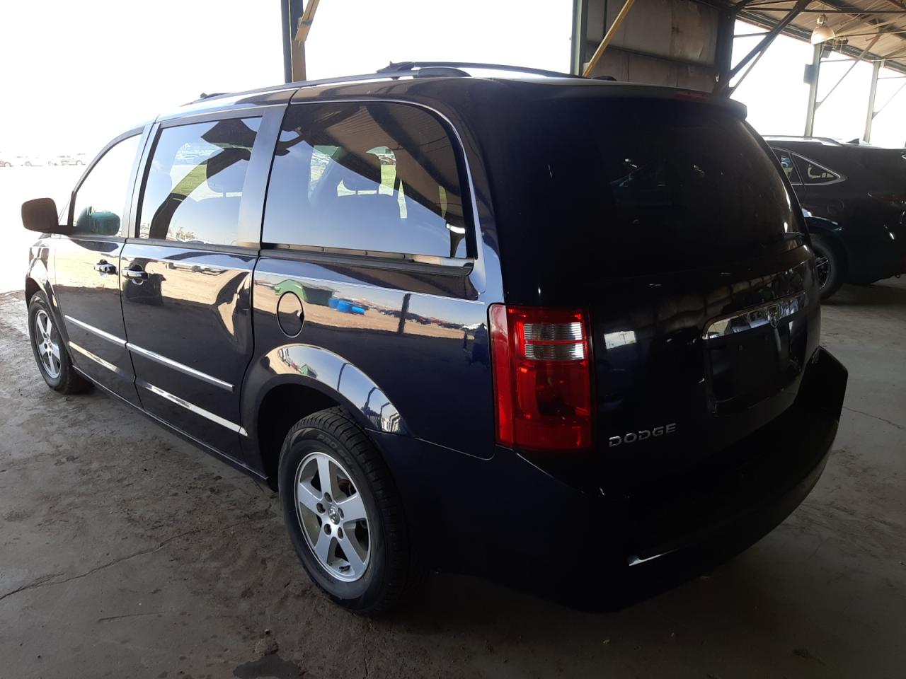 Zdjęcie 3 z aukcji – 2010 DODGE GRAND CARA z VIN 2D4RN5D11AR297184