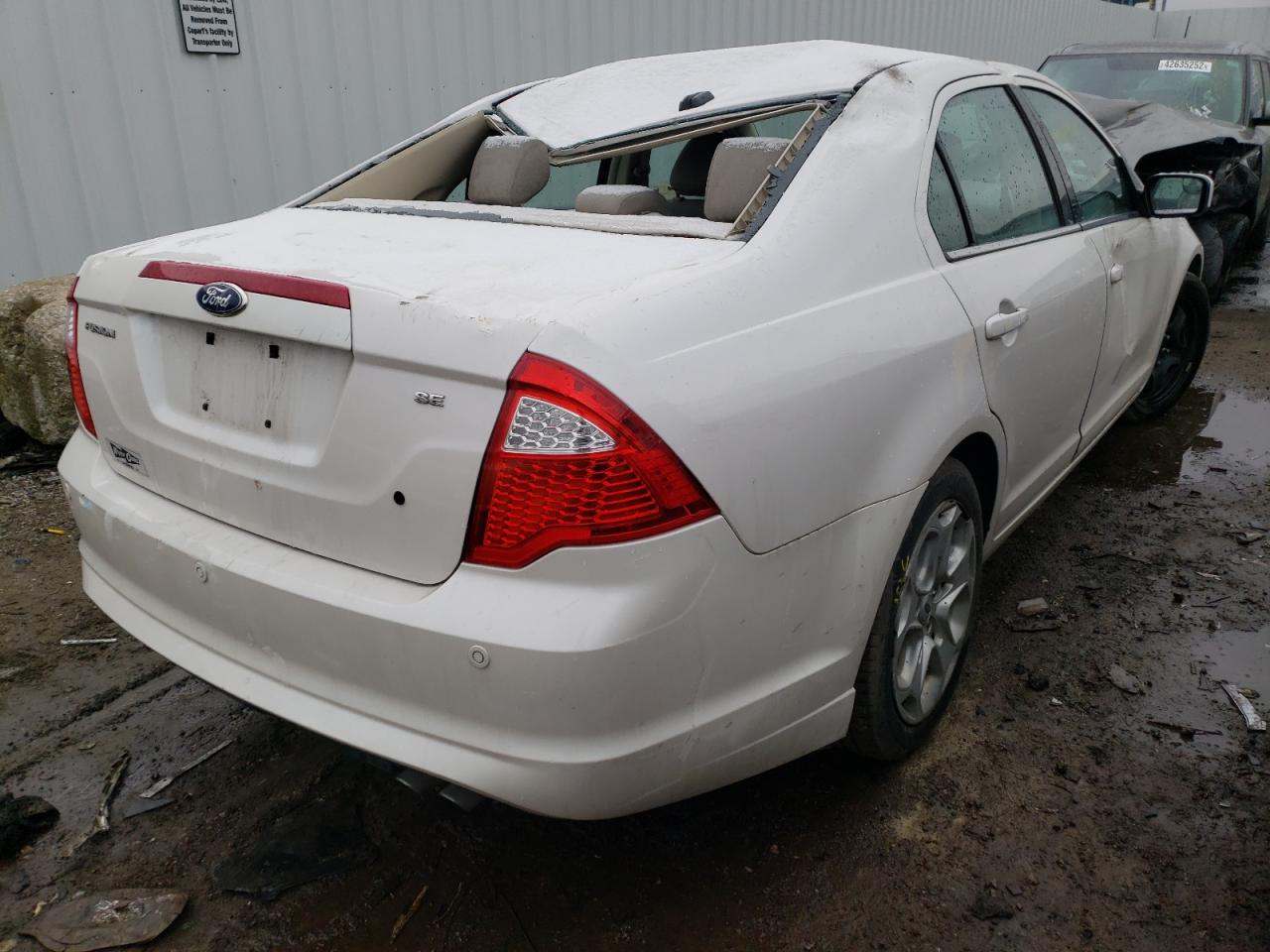 Photo 4 from auction – 2011 FORD FUSION SE with VIN 3FAHP0HA7BR152667