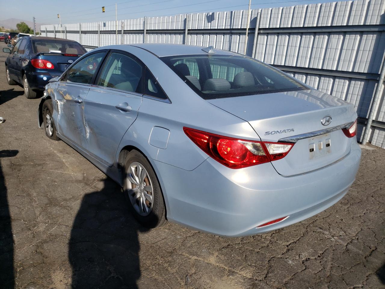 Photo 3 from auction – 2012 HYUNDAI SONATA GLS with VIN 5NPEB4AC4CH354322