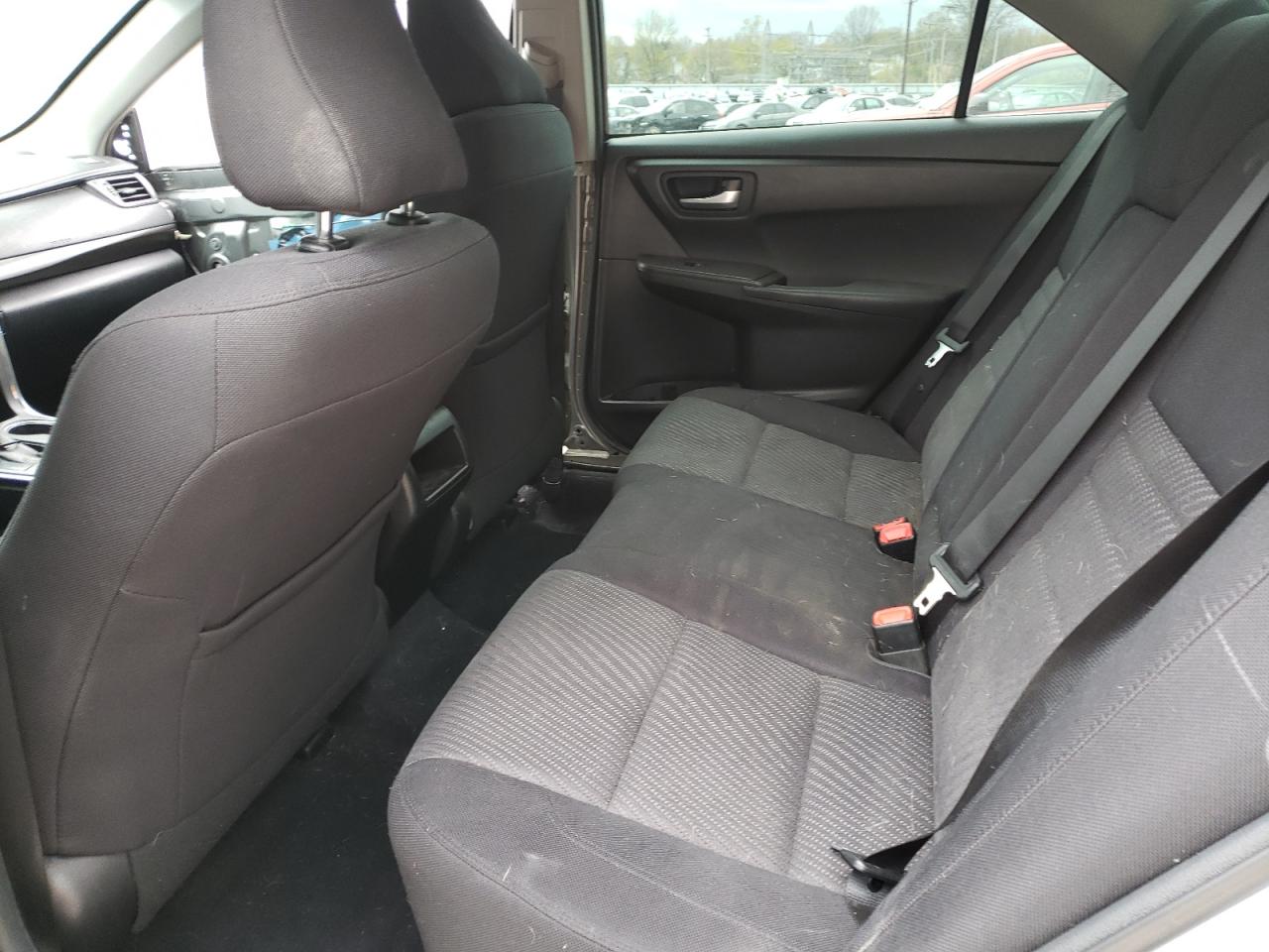 Photo 6 from auction – 2017 TOYOTA CAMRY LE with VIN 4T1BF1FK5HU720237