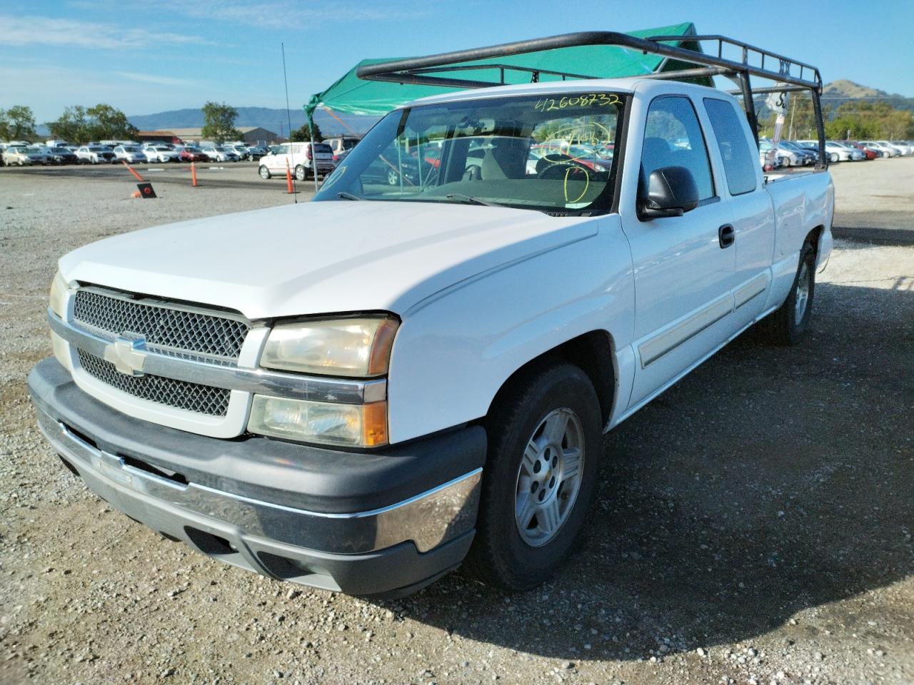 Photo 2 from auction – 2005 CHEVROLET SILVERADO with VIN 2GCEC19V251384022