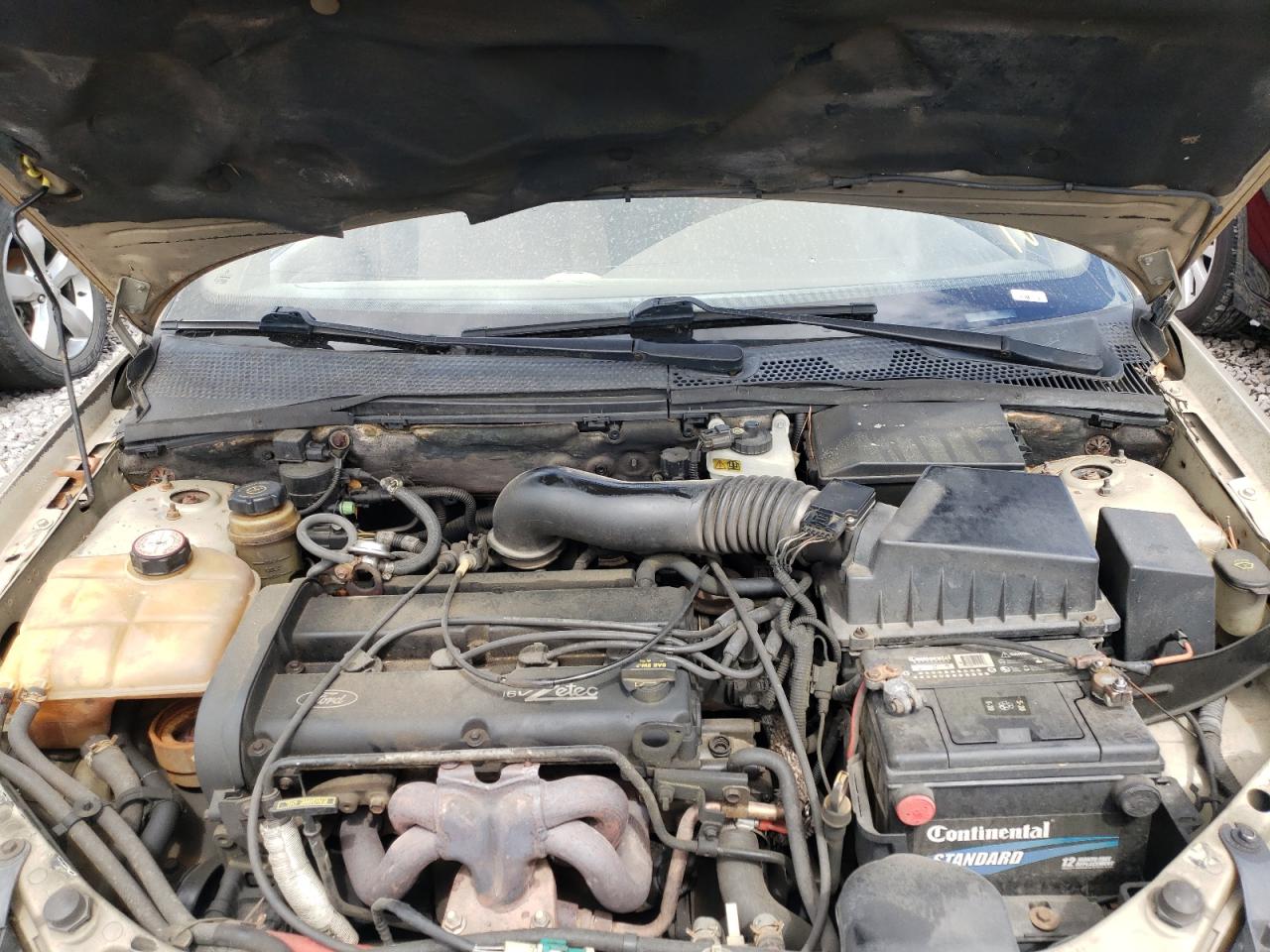 Photo 7 from auction – 2001 FORD FOCUS SE with VIN 1FAFP36371W329047