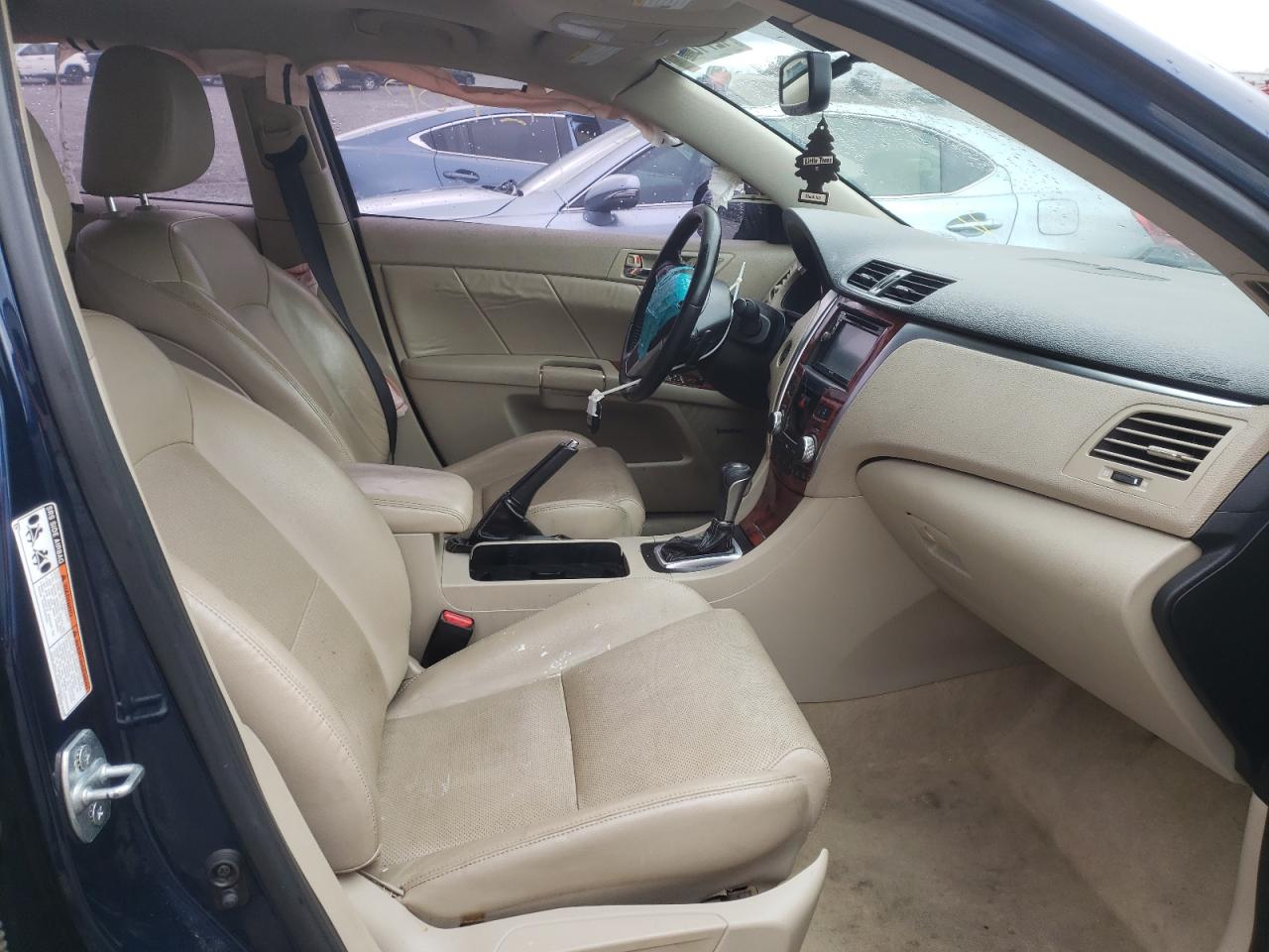 Photo 5 from auction – 2011 SUZUKI KIZASHI SP with VIN JS2RE9A80B6110229