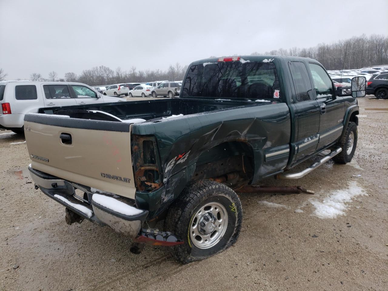 Photo 4 from auction – 2002 CHEVROLET SILVERADO with VIN 1GCHK29U12E263957
