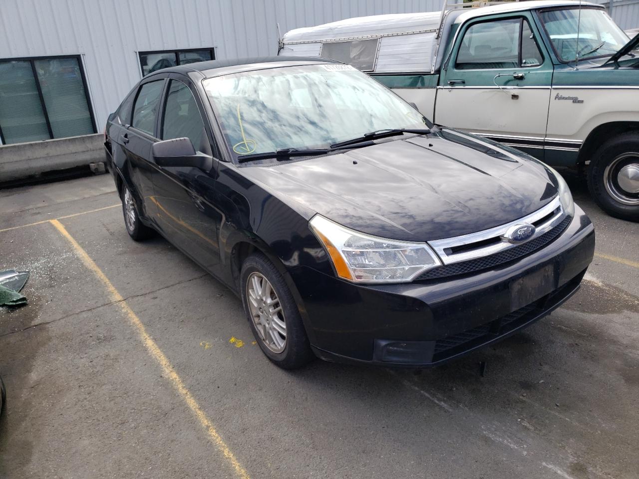 FORD FOCUS SE 2010 with VIN 1FAHP3FN3AW159523 - Photo from auction