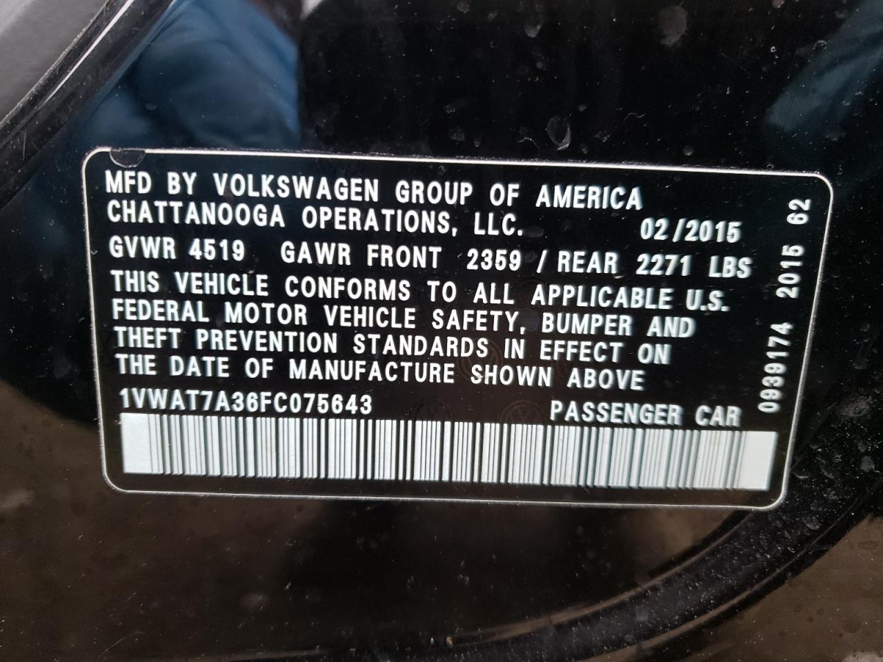 Photo 10 from auction – 2015 VOLKSWAGEN PASSAT S with VIN 1VWAT7A36FC075643