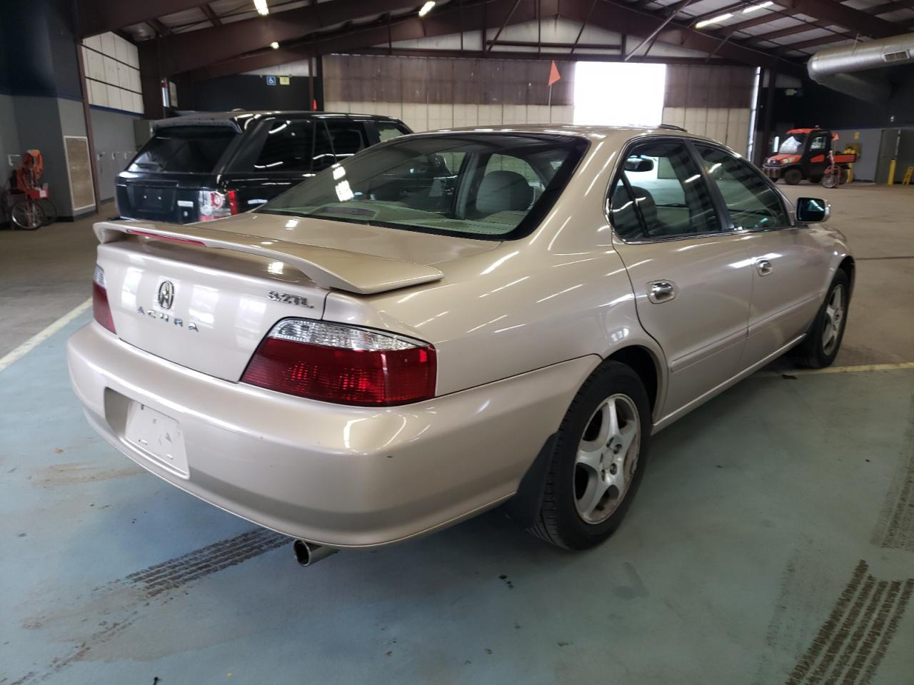 Photo 4 from auction – 2002 ACURA 3.2TL with VIN 19UUA566X2A013408